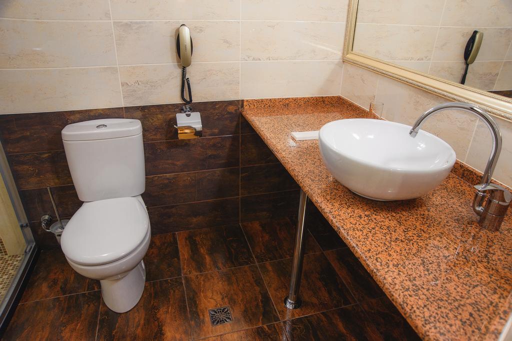 Orbita Boutique Hotel Schymkent Zimmer foto